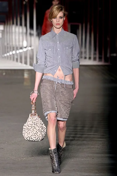 Look 23